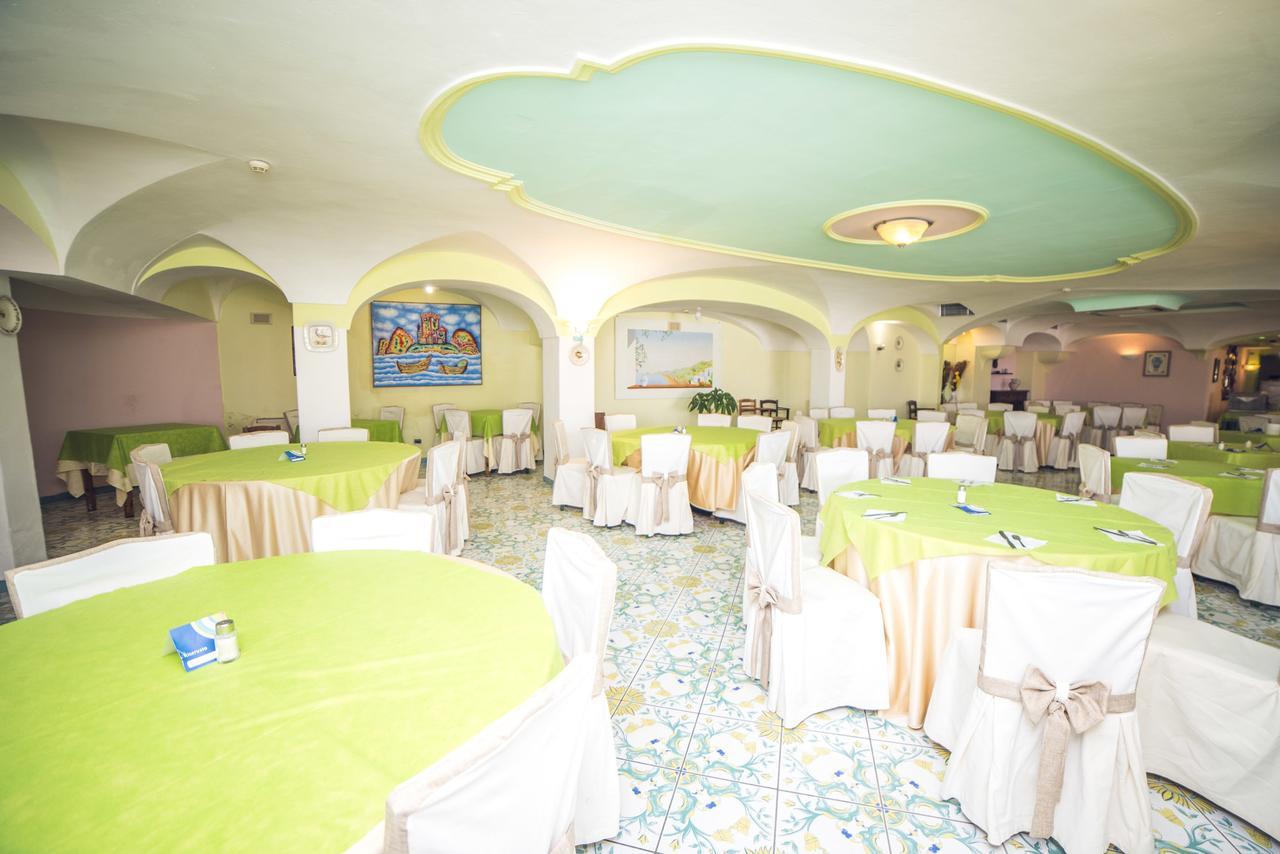 Hotel Carlo Magno Forio  Exterior photo